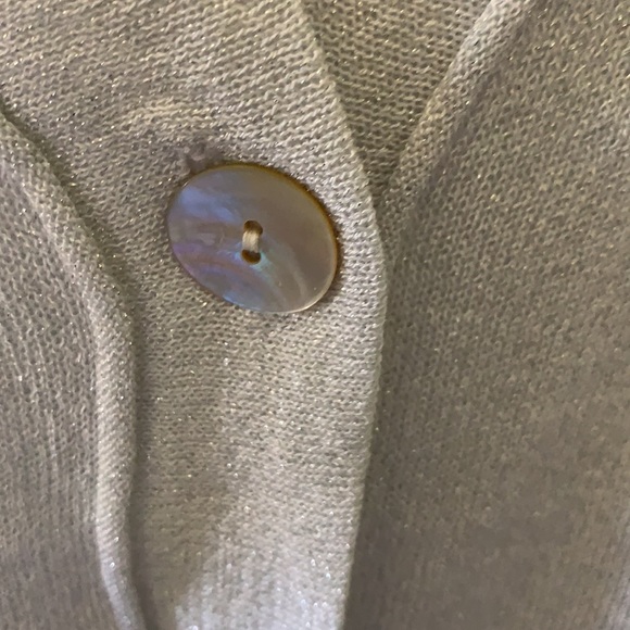 White/light grey whit shinny thread Cardigan Chico’s. Size 1 - Picture 4 of 6